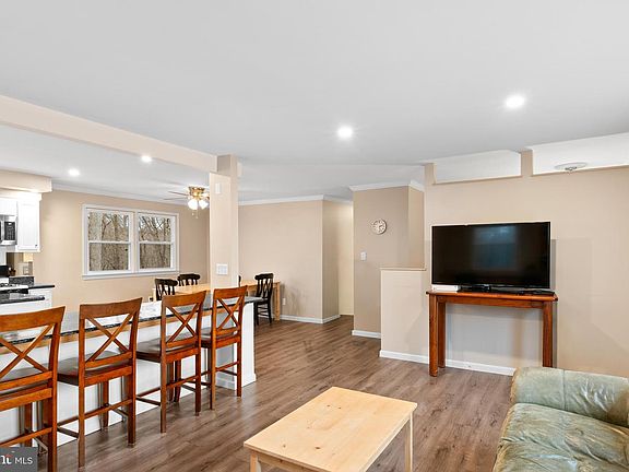 5th image of 4212 Mount Olney Ln