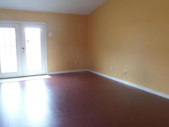 4th image of 11694 Deep Springs Dr N