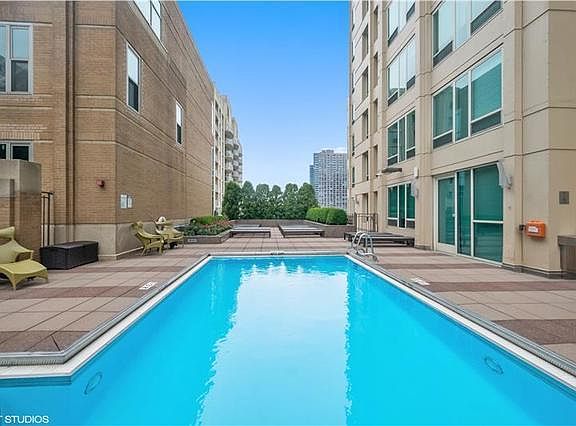 2nd image of 33 W Ontario St #34E