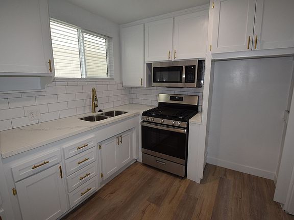 5th image of 5117 Laurel Canyon Blvd #A