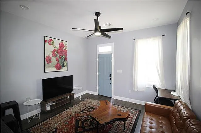 1225 Clouet St #1225 — Photo 5