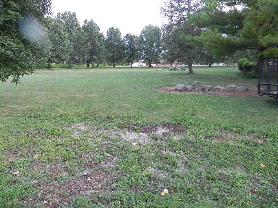 1st image of 424 Holly Dr