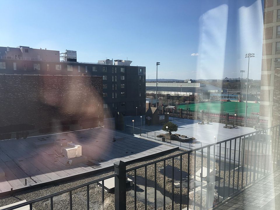 2nd image of 1033 Commonwealth Ave #17