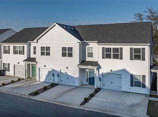 1027 White Marsh Rd, Suffolk, VA 23434