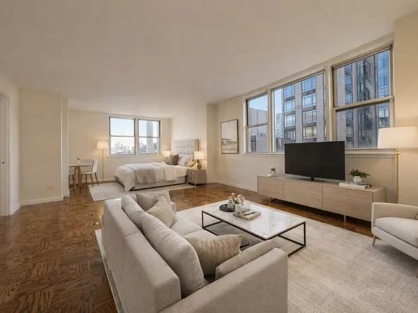 245 East 19th Street image 1 of 4