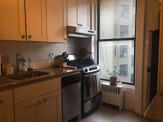 Rented by Farran & Associates | media 31