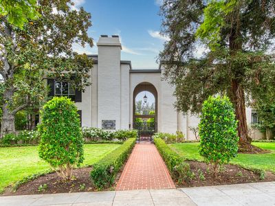 535 S Orange Grove Blvd Unit 11, Pasadena, CA, 91105