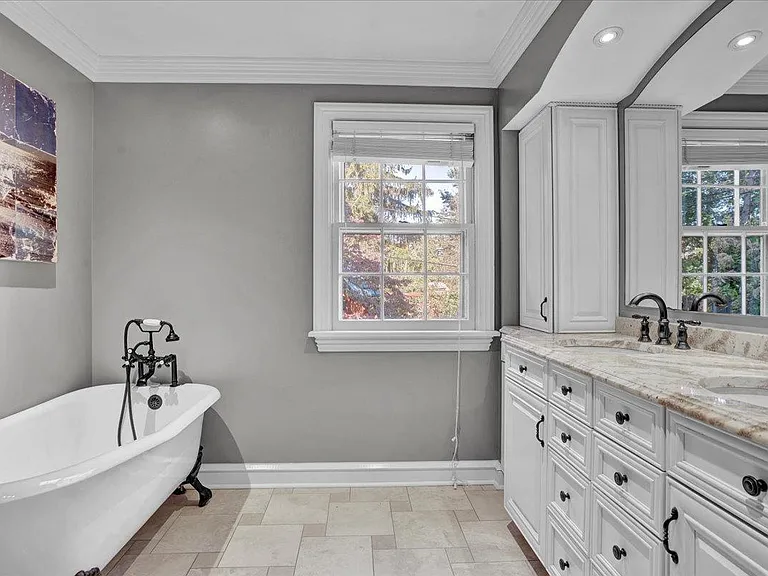 Master bath, radiant heat floors, steam shower with body jets
