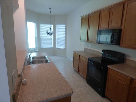 3rd image of 1045 Candlebark Dr