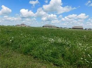 1919 Jewel Dr, Grinnell, IA 50112