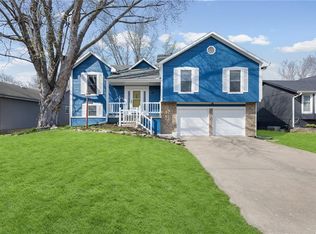 1440 W Prairie Ter, Olathe, KS 66061