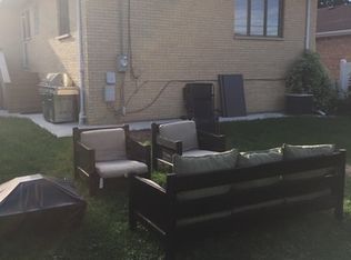 8033 N Ozark Ave, Niles, IL 60714