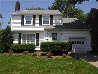 1st image of 232 Maywood Dr