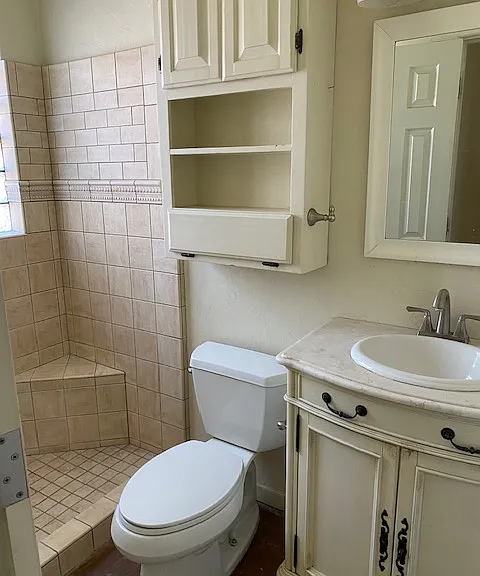 1405 E Lester St — Photo 19