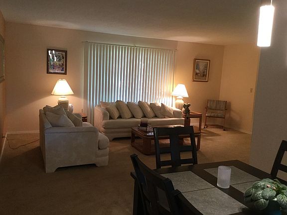 3rd image of 4940 Arundel Ct