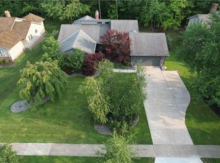26750 Bernwood Rd, Beachwood, OH