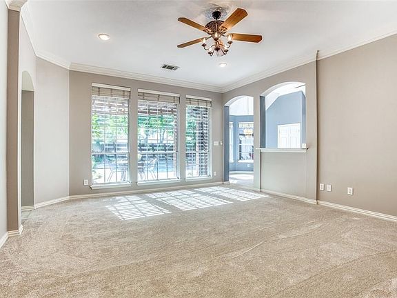2nd image of 401 Rivercove Dr
