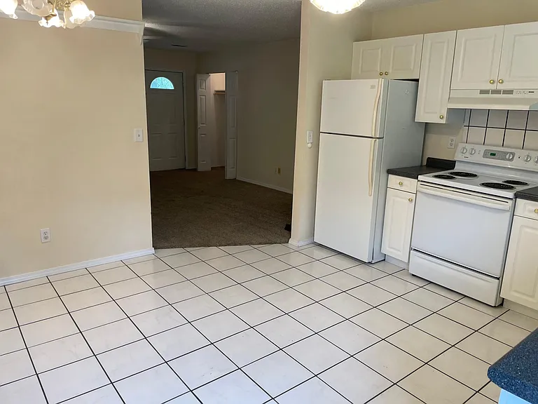 128 Homestead Pl #128 — Photo 5