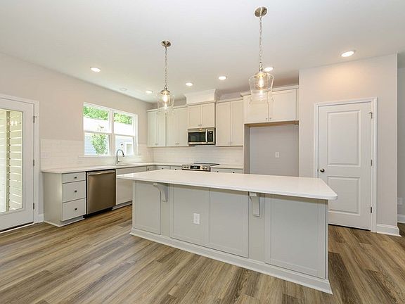 The Parklane - Kitchen