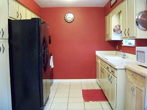 2nd image of 7468 Briarcliff Pkwy