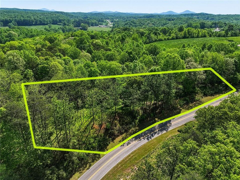 1st image of 6 Summit Dr