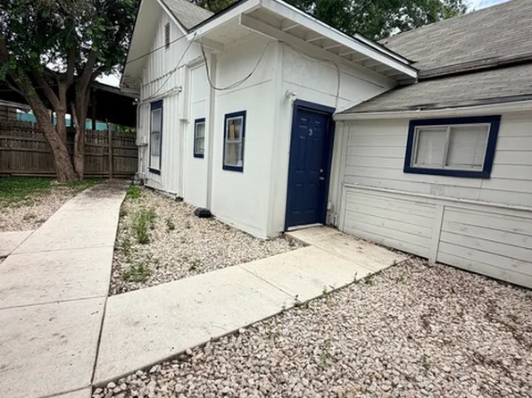 3430 S Flores St, San Antonio, TX