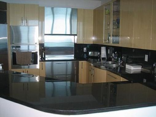 3rd image of 100 S Pointe Dr APT 1709