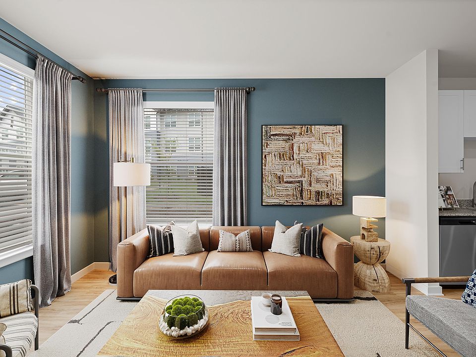 Two Bedroom Apartment Living Room At Bolton West Charlotte