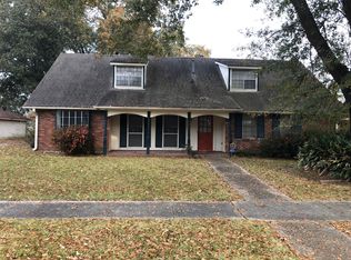 9805 Everglades Ave, Baton Rouge, LA 70814