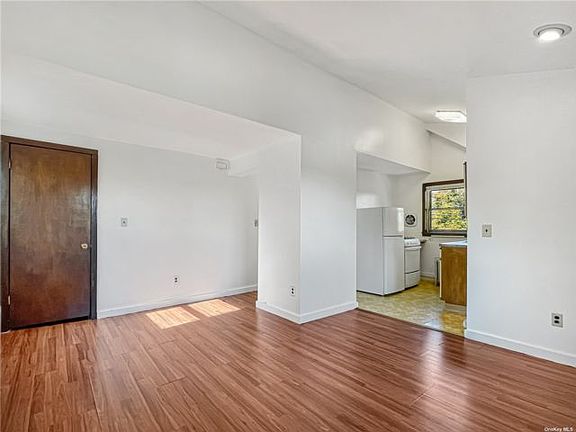3rd image of 2 Okst St #2