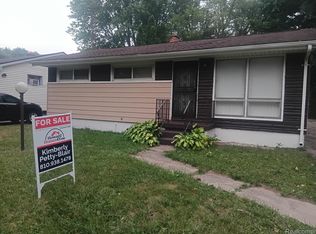 1913 Whittlesey St, Flint, MI 48503