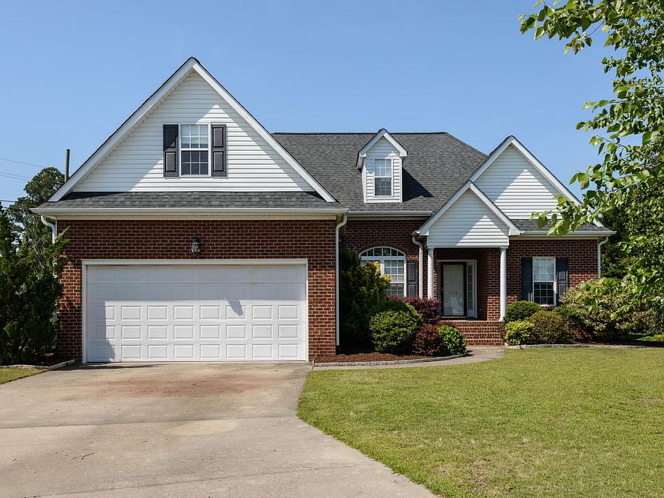 1st image of 404 Edenton Ct
