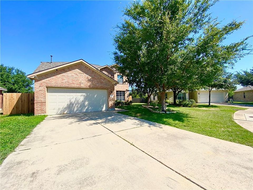 1st image of 1021 Saint Helena Dr