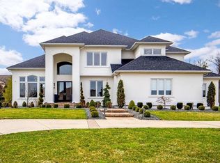4000 Montereale Dr, Canfield, OH