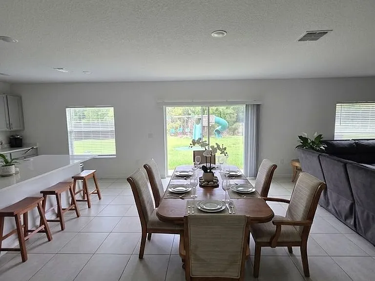 216 Citrine Loop — Photo 4