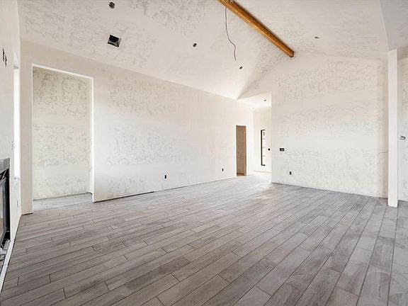 4th image of 4908 Misty Wood Ln