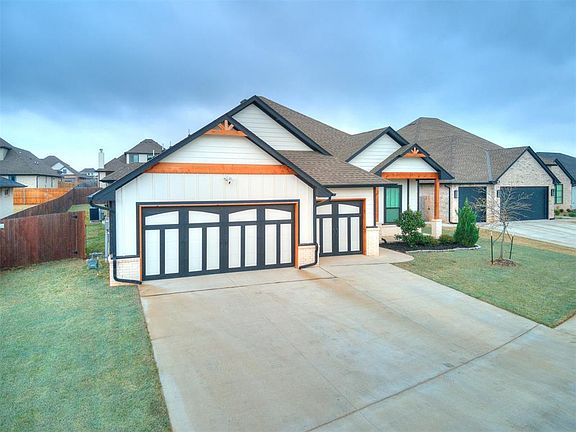 4th image of 15648 Fountain Creek Ln