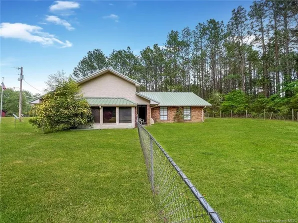 451 Highway 117 Ln, Leesville, LA 71446
