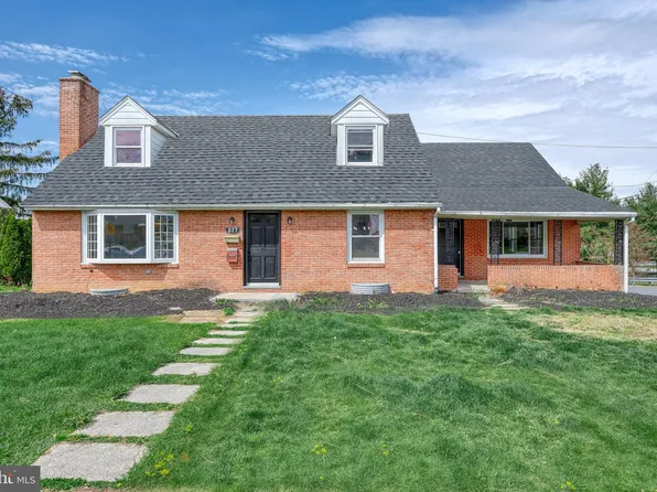 377 Grandview Ave, Chambersburg, PA 17201
