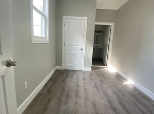 121 N. Lake, Albany, NY 12206