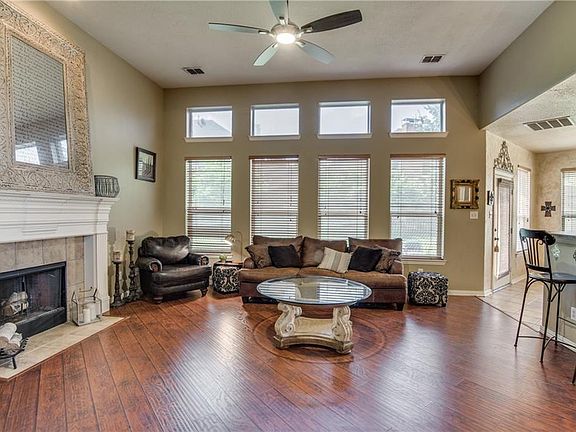 4th image of 1512 Brimwood Dr