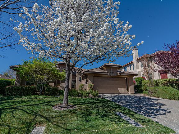 2nd image of 4087 Arenzano Way