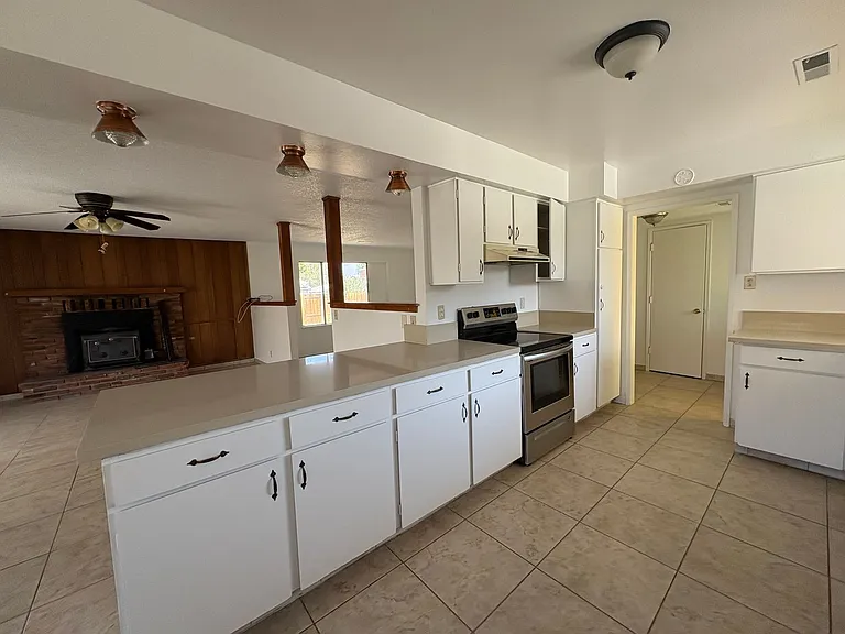 202 Terrace Dr — Photo 6