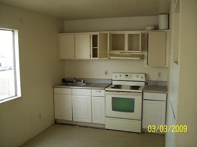 2nd image of 2443 E Mobile Lane