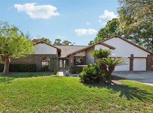 17922 Clear Lake Dr, Lutz, FL 33548