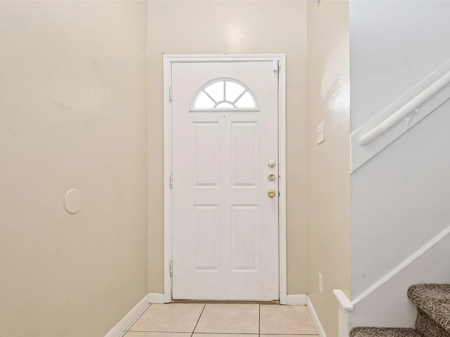 3 bed, 2.5 bath, $1,650 — Photo 4