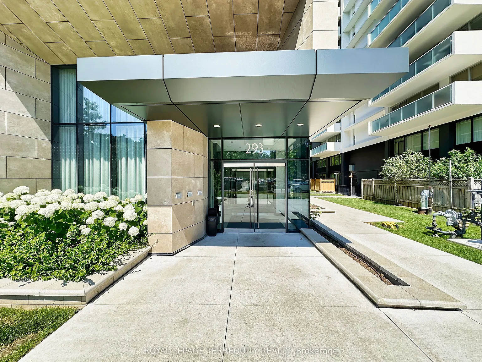 1 bed, $2,450 — Photo 4