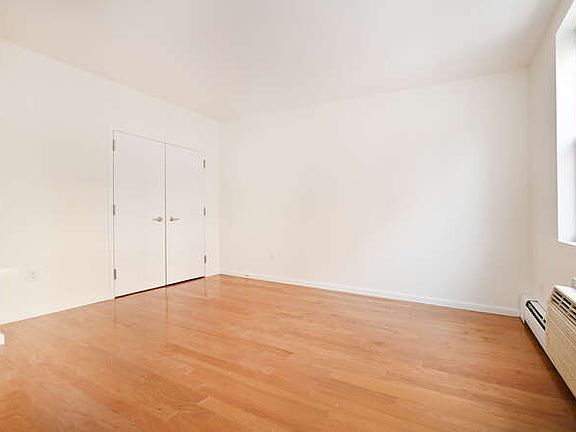 3rd image of 50 E 129th St APT 2A