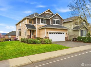 7703 NE 201st Place, Kenmore, WA