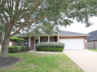 7803 Blue Lake Dr, Rosenberg, TX 77469